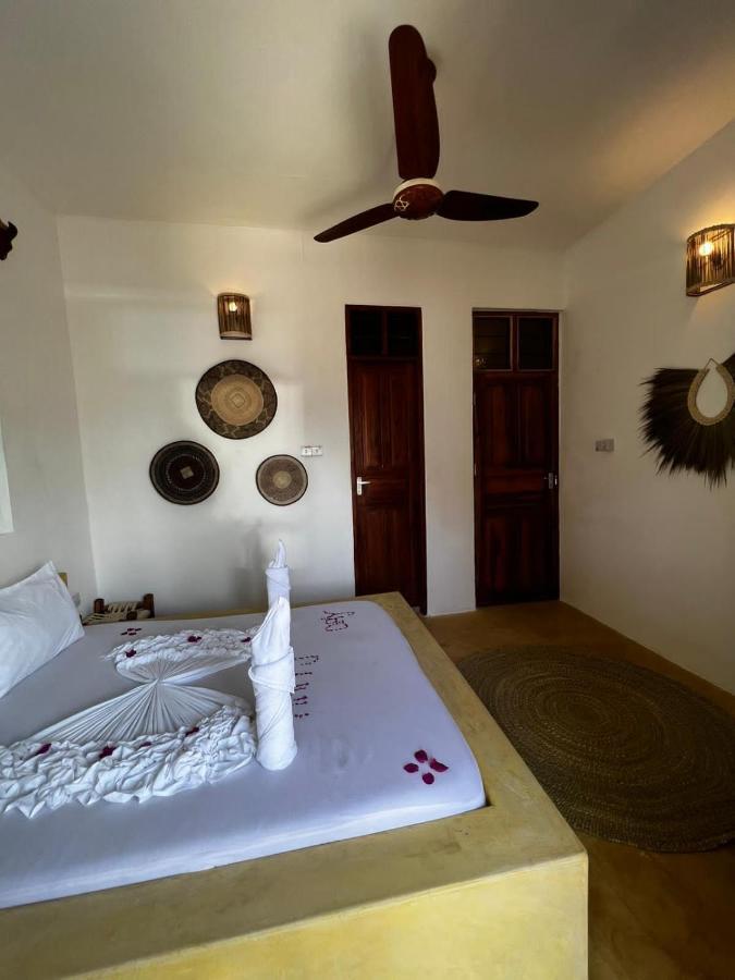 Equalia Rose Hotel